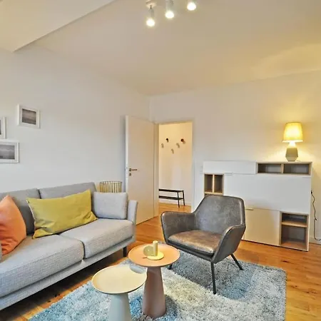 Exklusives Altstadt-apartment In - Design-highlight Fuer Paare & Businessgaeste - Lage Im Zentrum