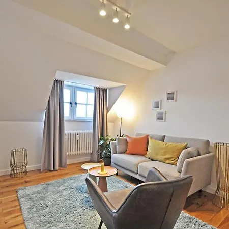Exklusives Altstadt-apartment In - Design-highlight Fuer Paare & Businessgaeste - Lage Im Zentrum *