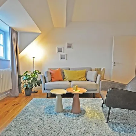 Exklusives Altstadt-apartment In - Design-highlight Fuer Paare & Businessgaeste - Lage Im Zentrum *