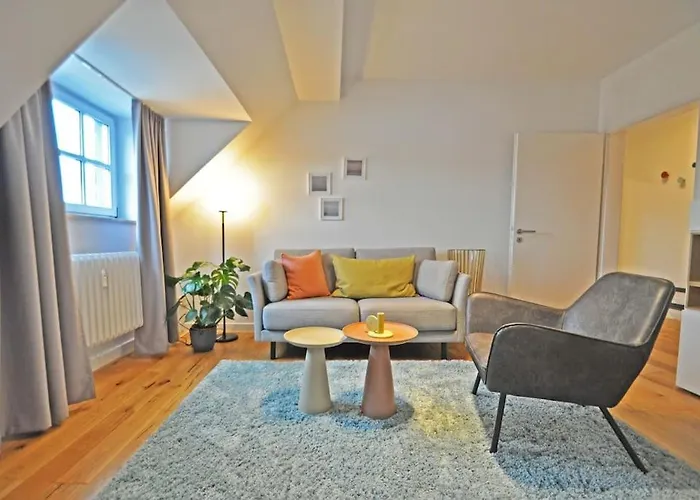 Exklusives Altstadt-apartment In - Design-highlight Fuer Paare & Businessgaeste - Lage Im Zentrum *